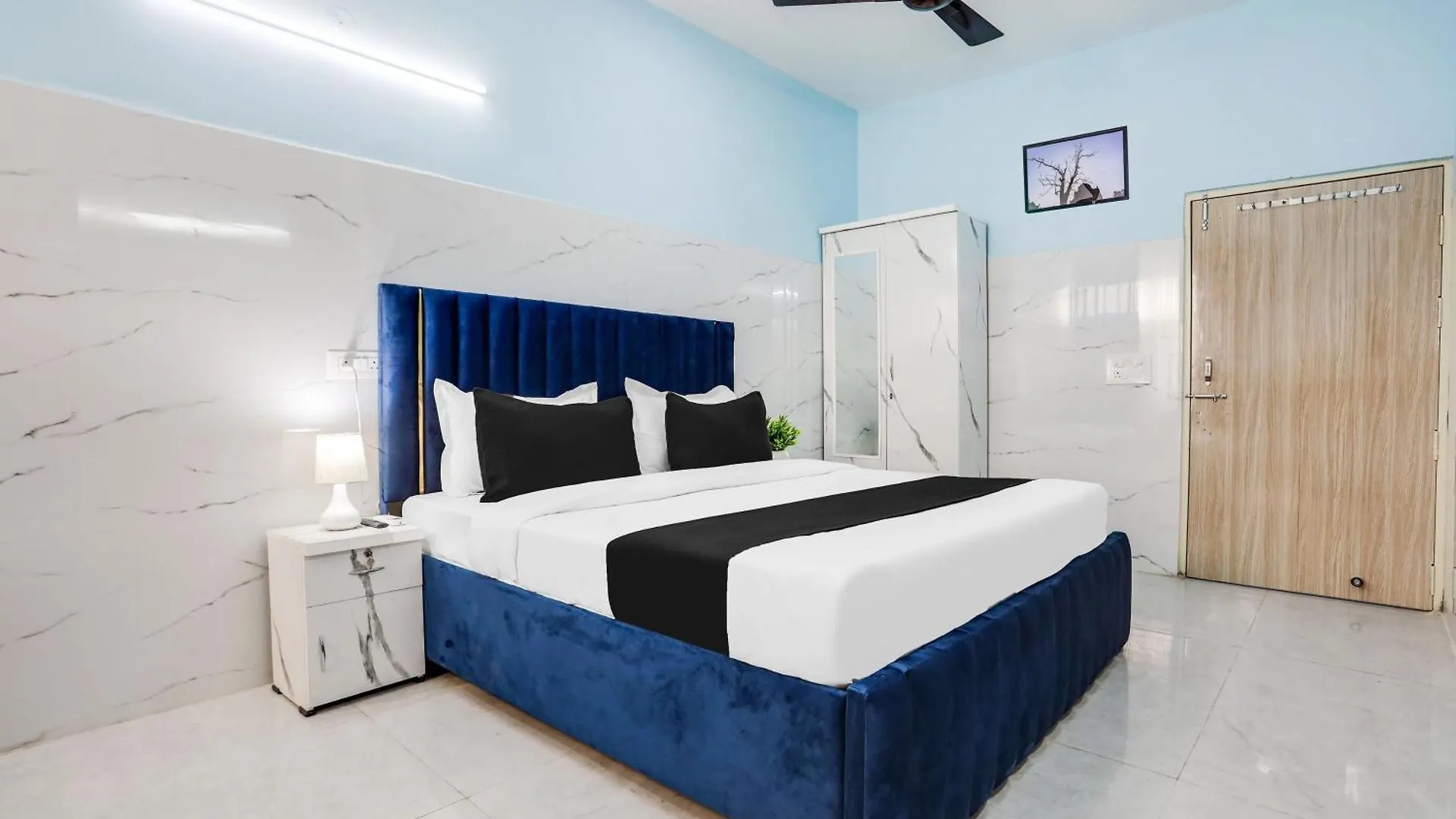 Hotel O Safe & Sure Residency Gurgaon