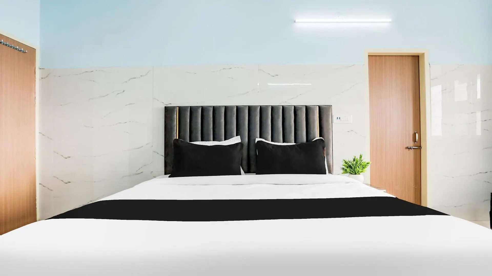 Hotel O Safe & Sure Residency Gurgaon India