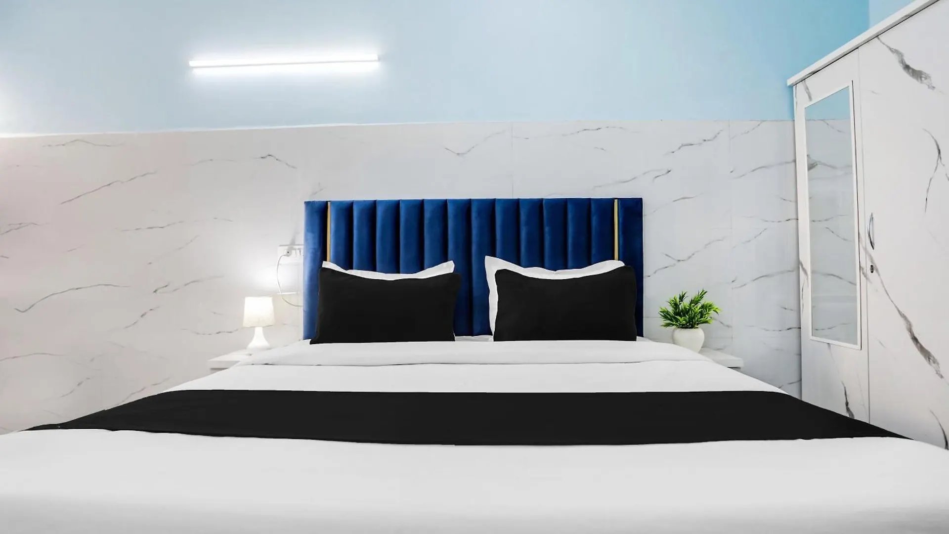 Hotel O Safe & Sure Residency Gurgaon
