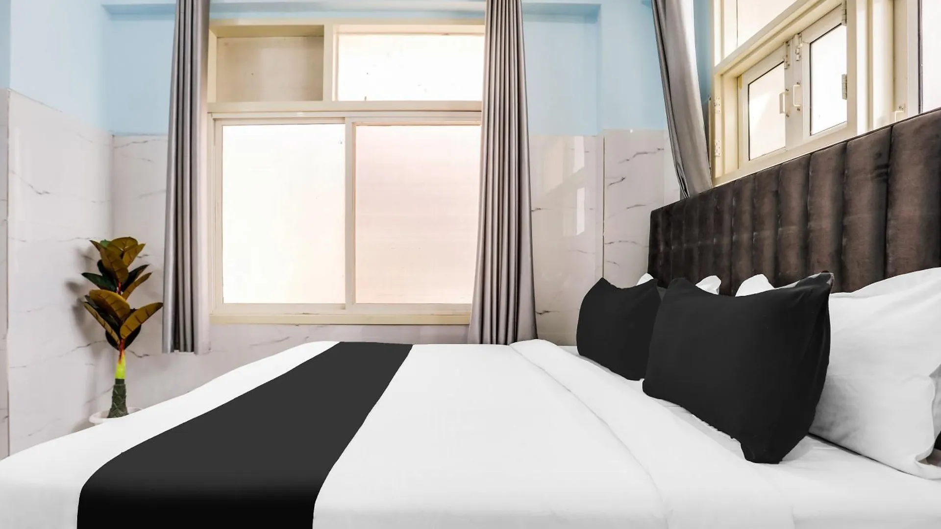 Hotel O Safe & Sure Residency Gurgaon