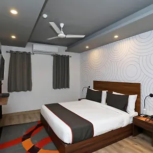 Collection O Moonlight Hotel
